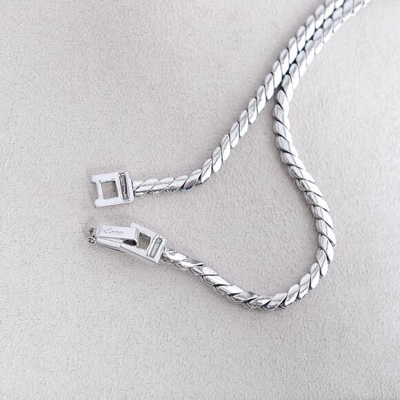 Vintage Coro Chain Necklace Silver Tone 16" Classic Designer Signed Jewelry - Picture 5 of 5